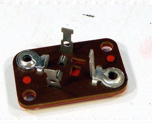EEI Phenolic 2 Pin Female TO-66 Transistor Socket Square