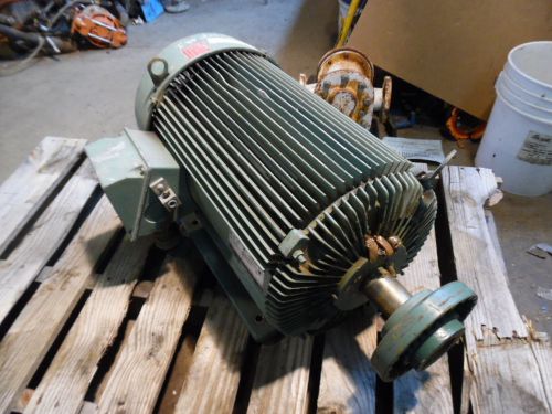 US 30HP HIGH EFFICIENCY MOTOR FR:286T #79904 230/460V PH:3 RPM:1765 USED