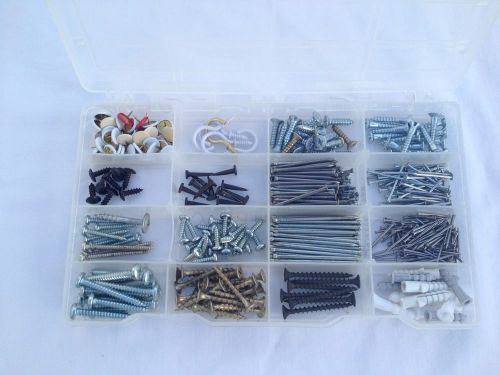580 PIECE COLLECTION of FASTENERS: SCREWS, NAILS, TACKS, HOOKS, ANCHORS