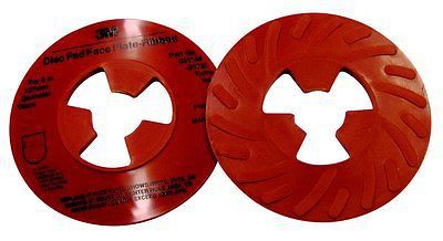 3M(TM) Disc Pad Face Plate Ribbed 81732, 5 in Extra Hard Red, 10 per case