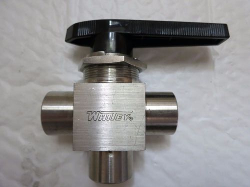 Whitey ss-45xf8 1-piece 3-way ball valve, 3.5 cv, 1/2&#039;&#039; fnpt for sale