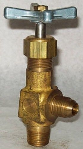 Deltrol 1/2&#034; 3000 PSI Brass Angle Needle Valve S403B1