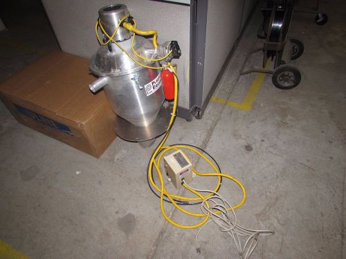 Plastic Process Equipment Vacuum/Injection Molding  Hopper 14&#034; W/Control HL-9