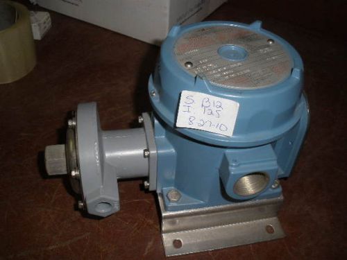 New united electric pressure switch h122-554  0-30 psi for sale