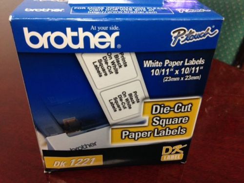 Genuine Brother DK-1221 White Paper Labels 10/11&#034; x 10/11&#034; 1,000 labels, NEW