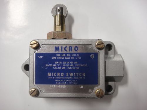 Micro Snap Switch, Catalog #BAF1-2RQ9