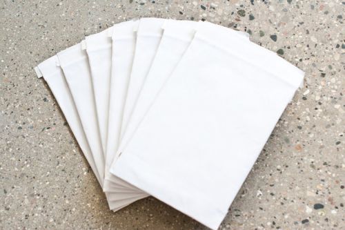 50 ULINE Padded 6 x 9 Jiffy White Paper Self Sealing Mailers #S-7529 Shipping