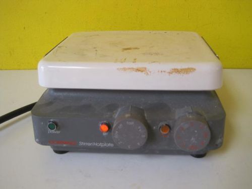 CORNING PC-320 STIRRER HOTPLATE 7X5&#034; CERAMIC TOP USED WORKS 30 DAY GUARANTEE