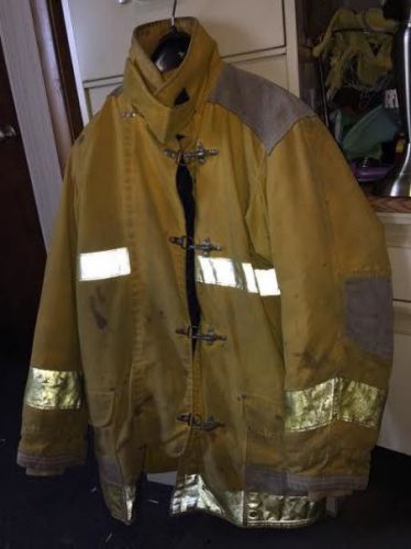Janesville Firefighter Turnout Coat Size 42-35 thermal liner fire fighter men