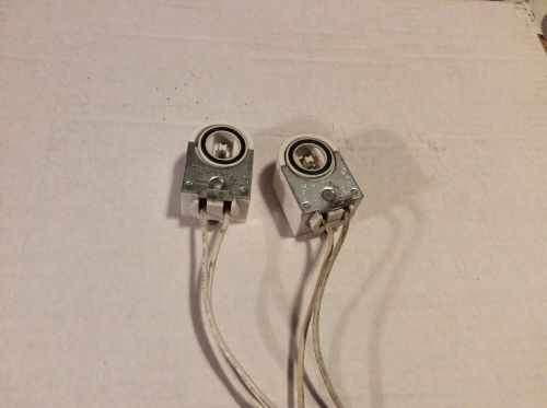 2 Fluorescent Lamp Holders HO Sockets