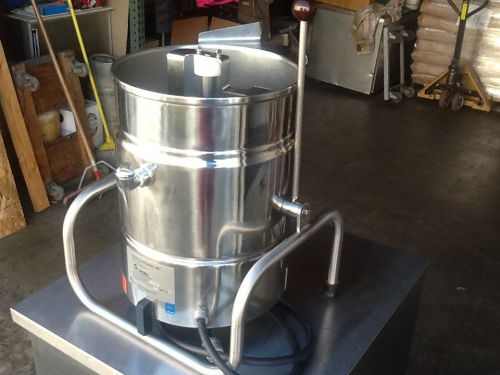 GROEN TDB/8-20-CFC CALICO COTTAGE FUDGE KETTLE, USED, WORKS GREAT!!!