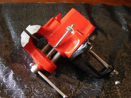 Brand new tabletop swivel vise 21/2&#034; for hobby or general use