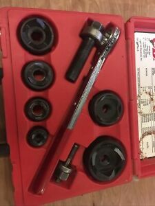GB Gardner Bender KOW-520 &#034; thru 2&#034; Conduit Knockout Punch Driver Set, Used