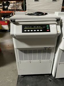 Hettich Lab Technology Rotanta 460 Robotic Refrigerated Centrifuge