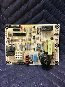 HSCI 117-83-6A Defrost Control Board