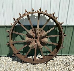 Single Tractor Tire Steel Wheel, Vintage Implement Thresher, Cast Iron, B,