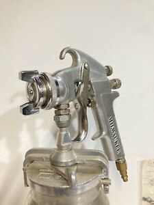 Vintage Paint Gun, Tip &amp; Pot By MILWAUKEE. Needle Moves Freely.  *Nice &amp; Clean*