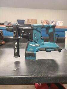 Makita XRH08Z 18V X2 LXT Brushless Cordless 1-1/8&#034; AVT Rotary Hammer Tool Only