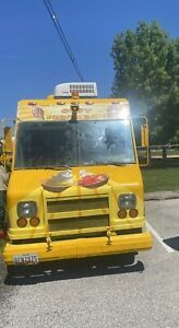 soft serve ice cream truck