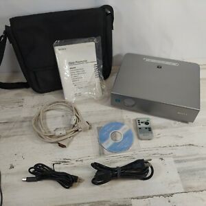 SONY VPL-CS7 3LCD SVGA Data Projector w/ Case, Remote, Cables &amp; Manuals