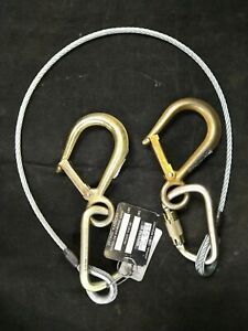 350 LBS CAPACITY 3 FEET 1/4&#034; WIRE ROPE SAFETY LANYARD WITH LARGE CARABINER CLIPS