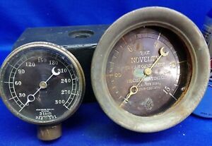 2 Small Working Steam Gauges: Star Brass &amp; Novelty Steam Generator