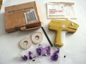 AVERY DENNISON Vintage Monarch #1110 Labeling Marking Gun w/ Labels &amp; Ink Rolls