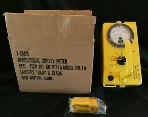 RADIOLOGICAL SURVEY METER CDV-715 MODEL 1A-GEIGER COUNTER in Box NOS no manual