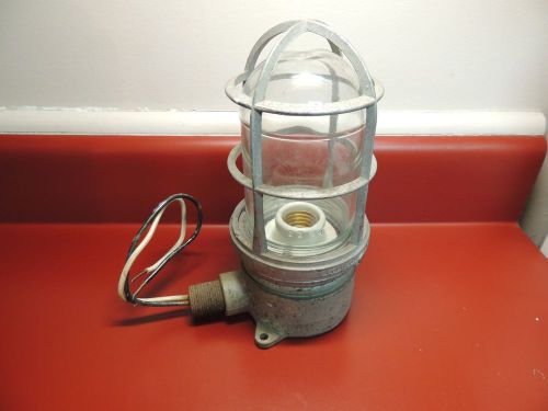 Appleton  electric explosion proof light unilet 100-200 for sale