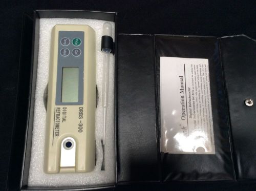 Digital wide range brix refractometer for sale