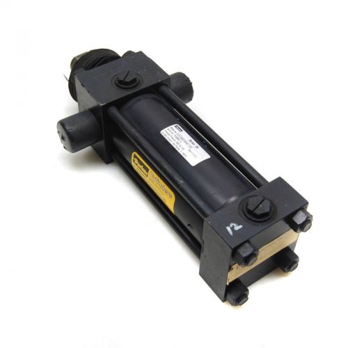 New parker cd2hltvs33ac heavy-duty 2h hydraulic cylinder (2.5&#034; bore/5.5&#034; stroke) for sale