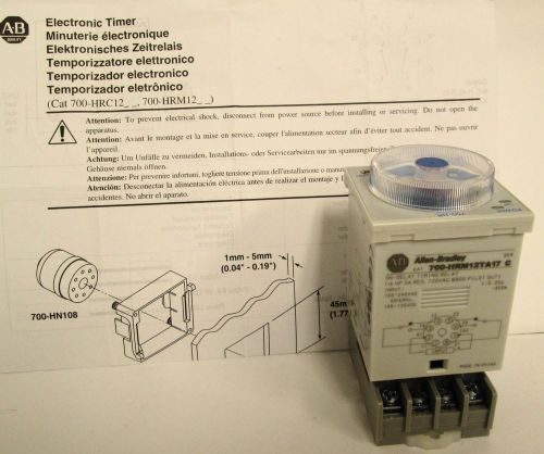 Allen Bradley 700-HRM12TA17 On Delay Timing Relay w/ 700-HN125 10A 600V Socket