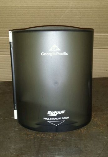 Georgia-Pacific Sofpull Regular Capacity Centerpull Towel Dispenser