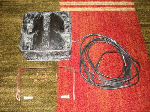 Federal signal dynamax ms100 speaker comes with bracket, wiring and screws for sale