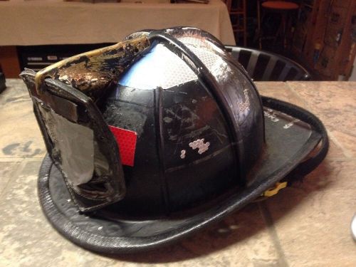 Cairns Fire Fighter Helmet 1010FSB