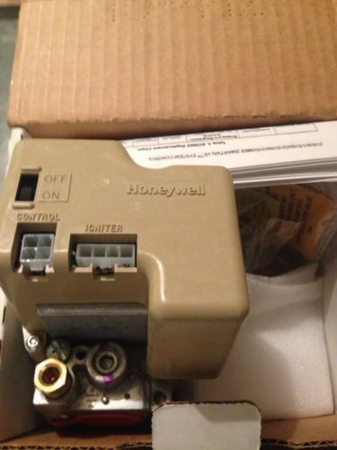 New hvac parts! honeywell smart gas valve 1/2&#034; x 1/2&#034; w/ adapters sv9601m 4571 for sale