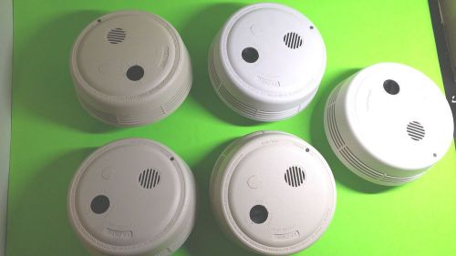 Lot of 5 Gentex 7100 Smoke Detector (Used) with Mountain Bracket