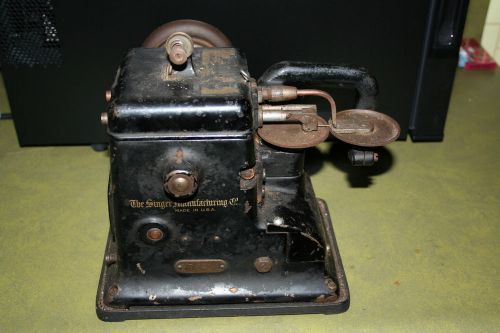Antique Singer Fur Machine Taxidermy, Sewing, Sew Model 176-11