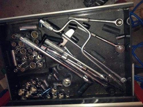 Mustang entire full sockets,130pc 3-wrenches, deep breaker bar for sale