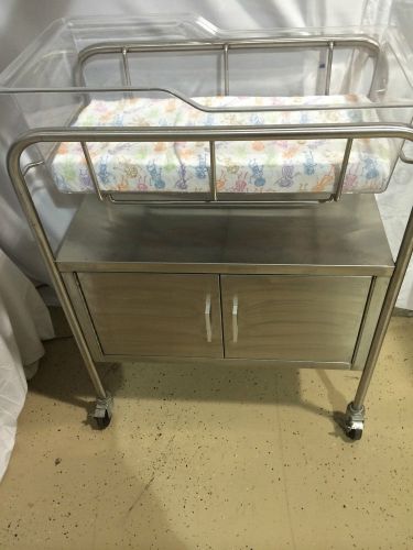 Ss8528 stainless steel bassinet w/cabinet /incubator for sale