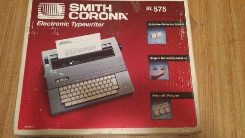 Smith Corona Typewriter SL 575 ELECTRONIC Dictionary Excellent IN BOX