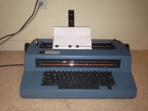 IBM Correcting Selectric III Typewriter, excellent condition