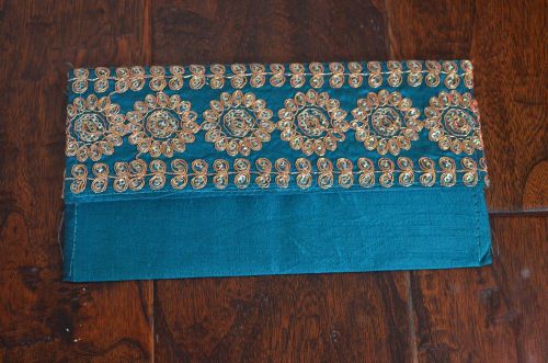 Turquoise and gold sequined and embroidered cloth envelope (1 piece)