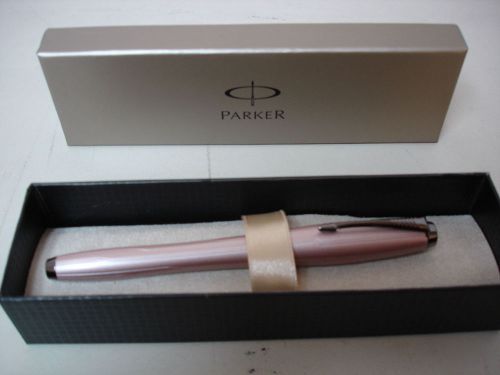 Parker Urban Premium Rollerball Pen, Medium Point, Metallic Pink 1795278
