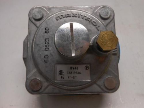 NOS MAXITROL GAS CONTROL REGULATOR RV48  -19M7