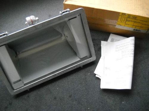 Hubbell ql1505 quartzliter flood light assembly 1500w 240v new condition in box for sale