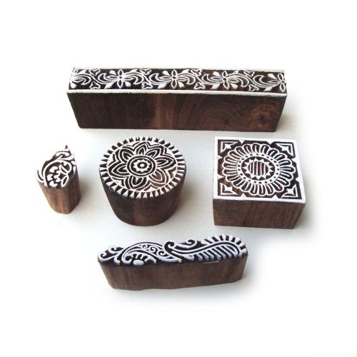 Mix hand carved floral pattern wooden block tags (set of 5) for sale
