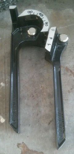 Gently used 3 in 1 pipe tube bender 1/4&#034; 5/16&#034; 3/8&#034; 90° straight angle for sale