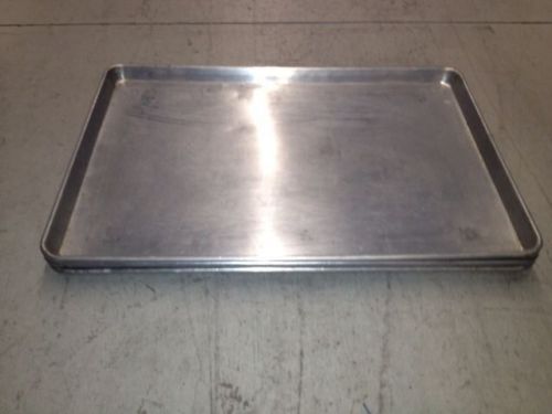 5 large Aluminum Baking Pans 25x18