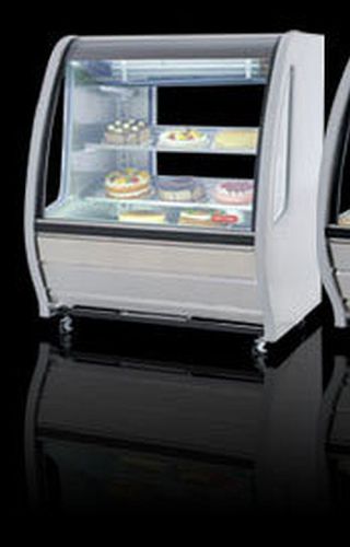 Curved glass deli bakery display case refrigerated****4 casters included***** for sale